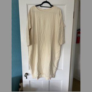 Black Crane bateau neckline knee-length dress